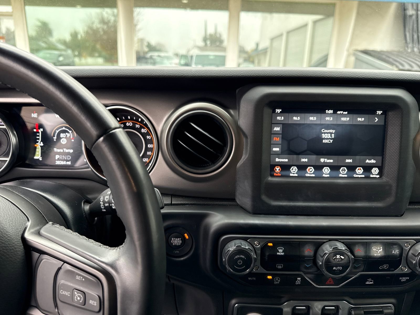 Used 2022 Jeep Wrangler Sport S image 17