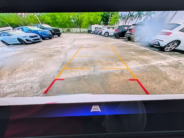 Used 2024 Chevrolet Trax LT w/ Driver Confidence Package image 14