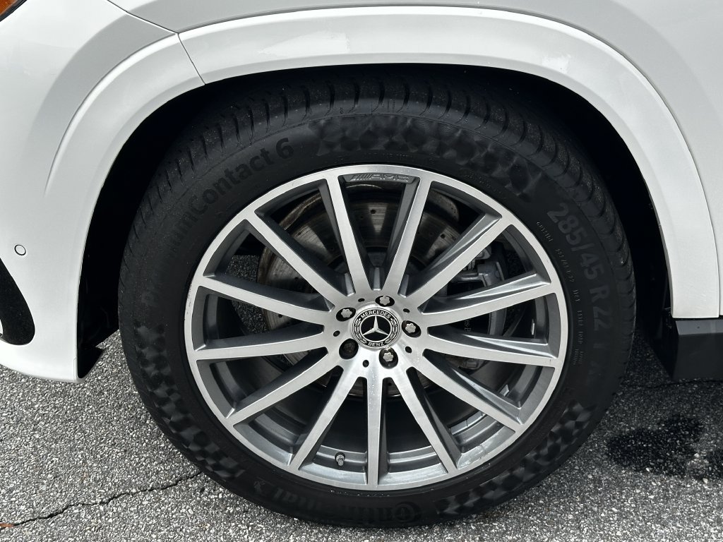 Used 2025 Mercedes-Benz GLS 450 4MATIC image 13