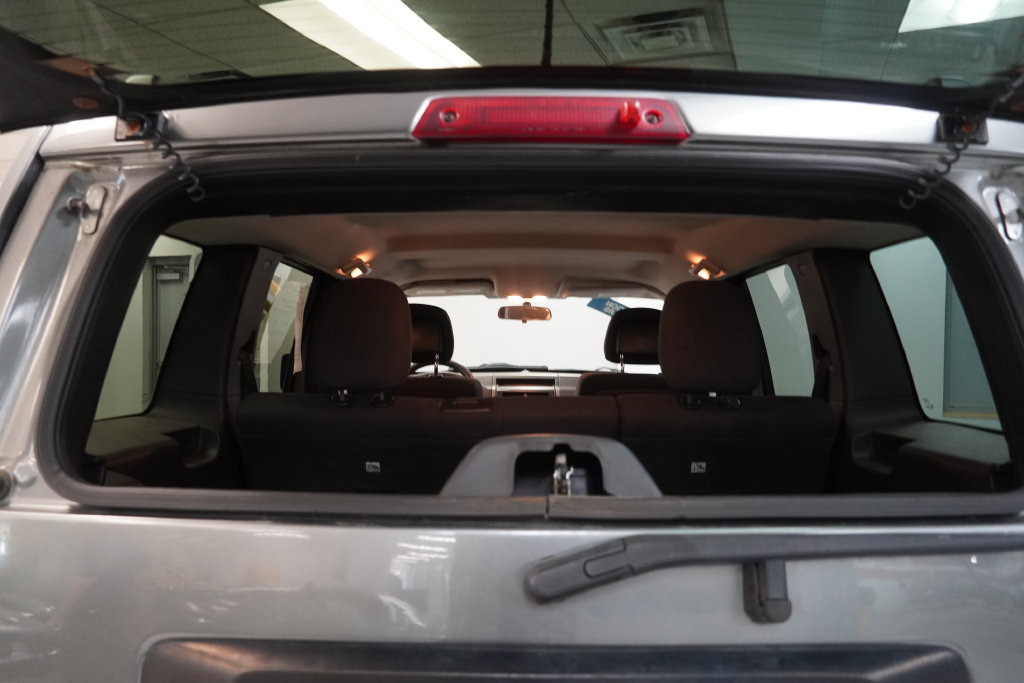Used 2012 Jeep Liberty Sport AWD/4WD image 9