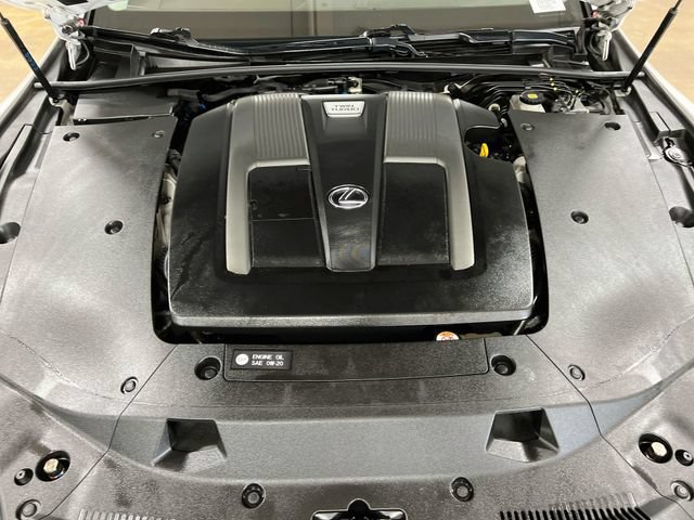 Used 2018 Lexus LS 500 w/ Accessory Package (Z2) RWD image 32