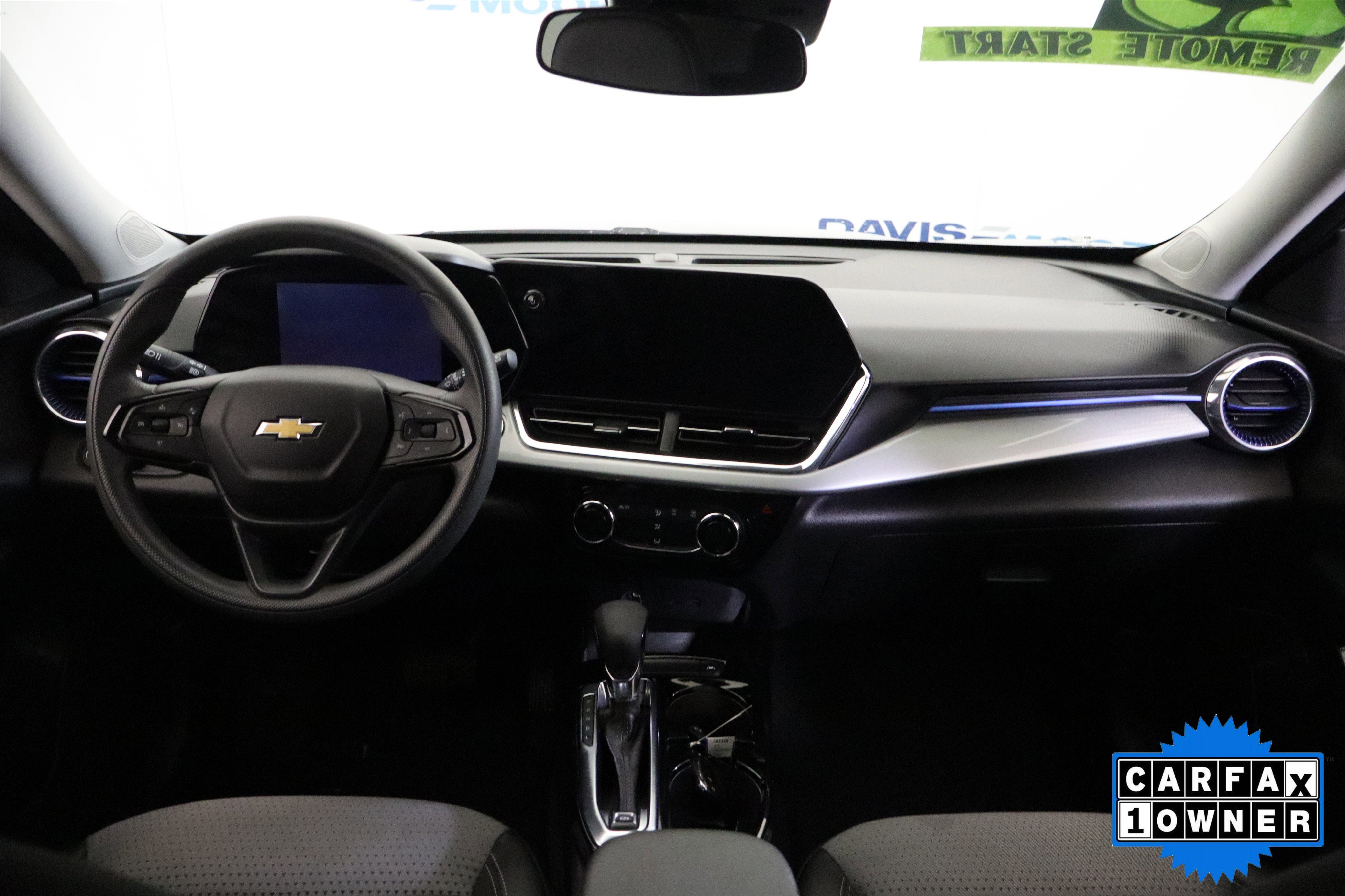 Used 2025 Chevrolet Trax LT image 15