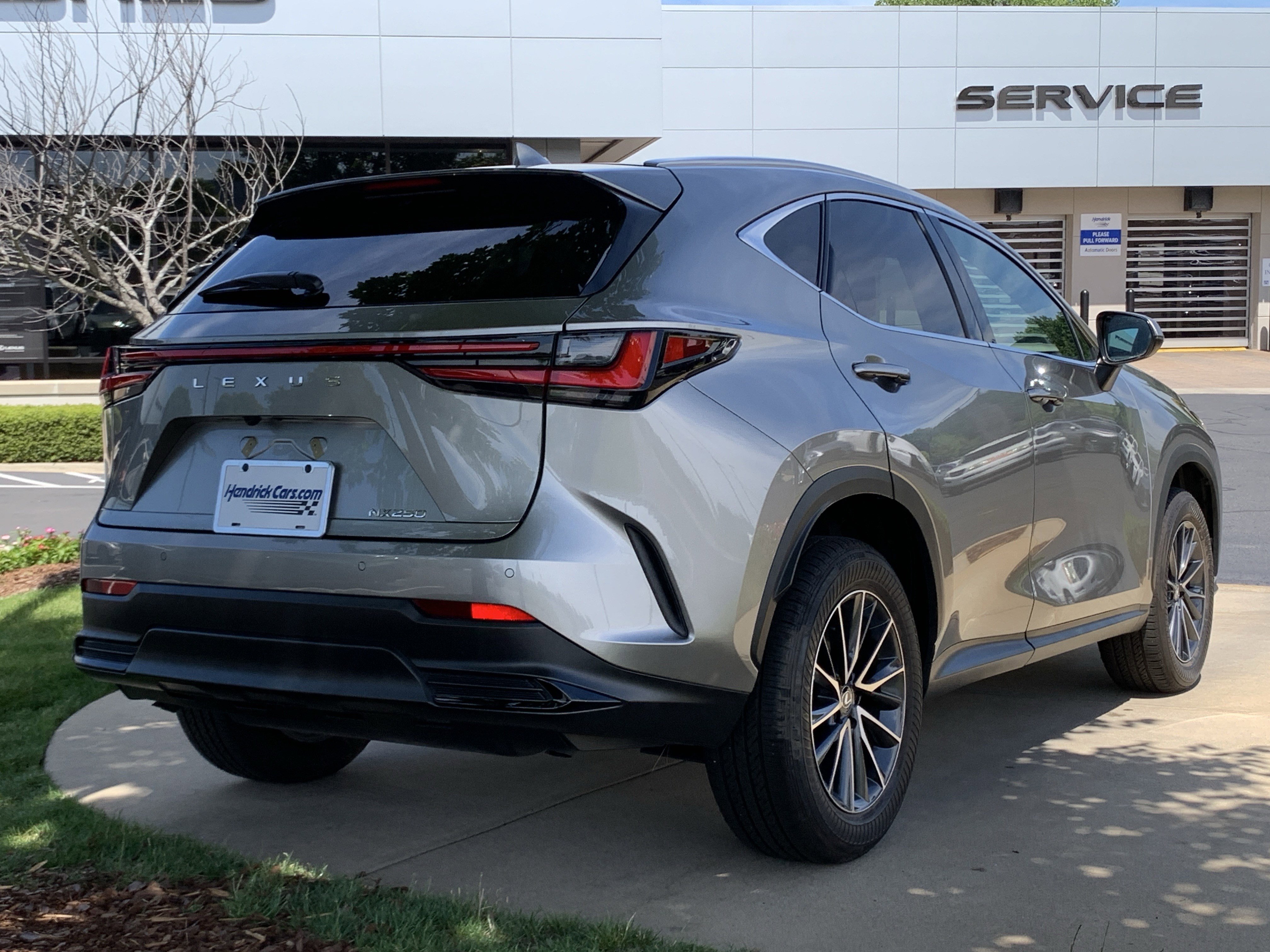 Used 2025 Lexus NX 250 FWD w/ Accessory Package (Z1) image 10