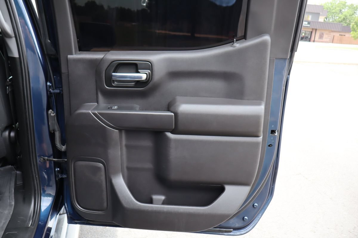 Used 2022 Chevrolet Silverado 1500 Custom AWD/4WD image 25