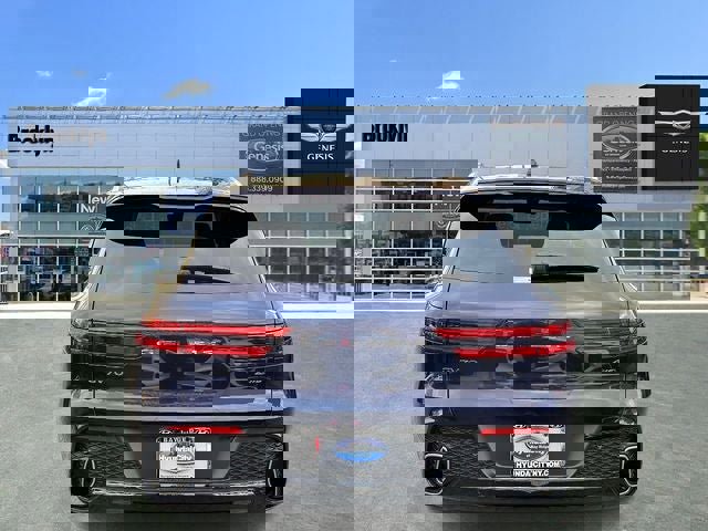 Used 2025 Genesis GV70 2.5T image 5