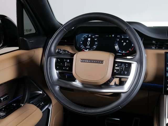 Used 2026 Land Rover Range Rover SE AWD/4WD image 12
