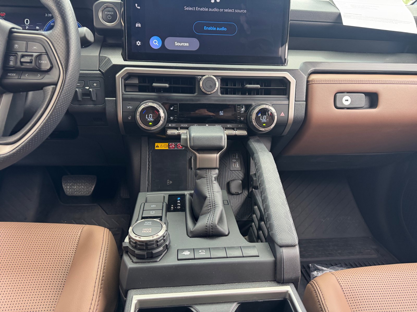 Certified 2026 Toyota 4Runner Limited w/ Tow Technology Package AWD/4WD image 20