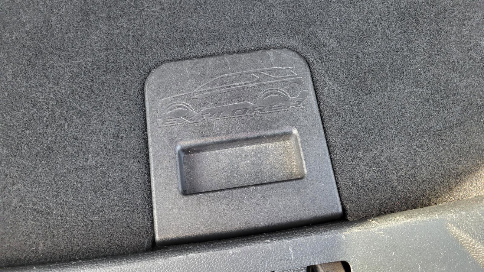 Used 2022 Ford Explorer Base image 32