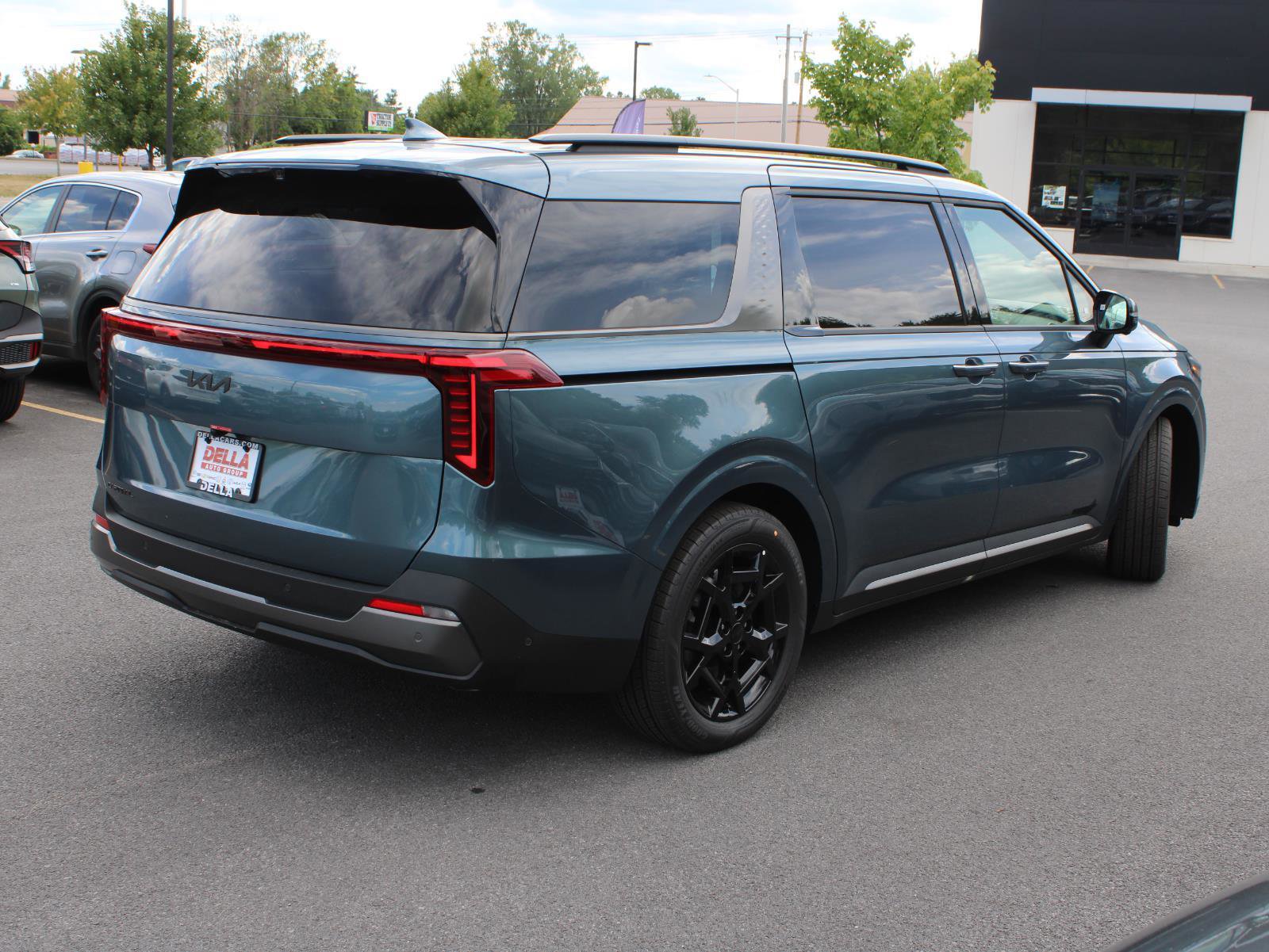 New 2026 Kia Carnival SX Prestige image 9