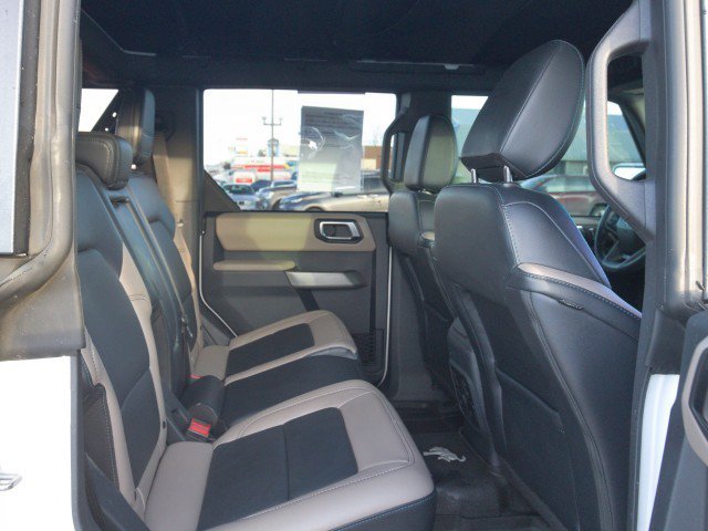 Used 2022 Ford Bronco Wildtrak AWD/4WD image 28