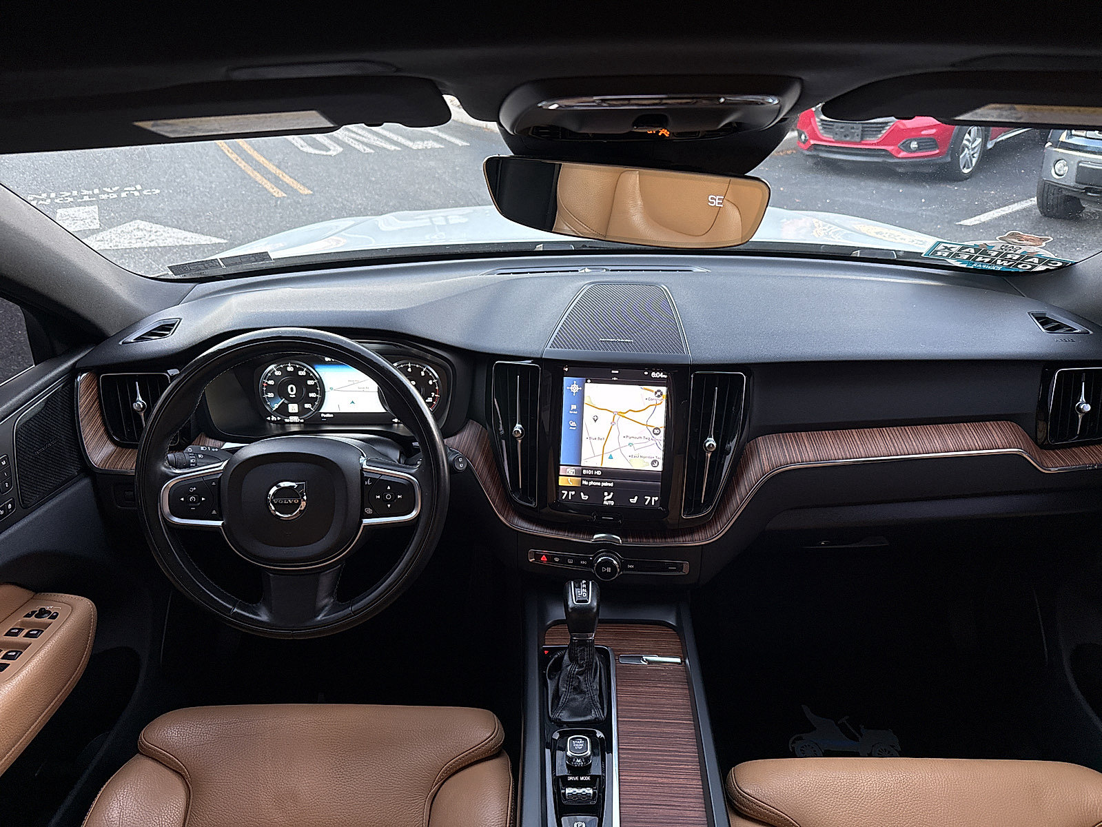 Used 2019 Volvo XC60 T5 Momentum w/ Multimedia Package AWD/4WD image 49