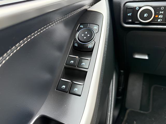 Used 2023 Ford Explorer Limited w/ Equipment Group 301A AWD/4WD image 25