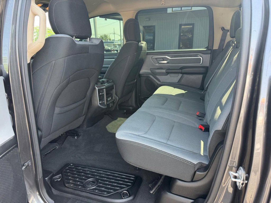 Used 2020 RAM 1500 Big Horn AWD/4WD image 19
