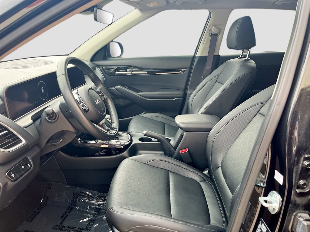 Used 2024 Kia Seltos EX AWD/4WD image 22