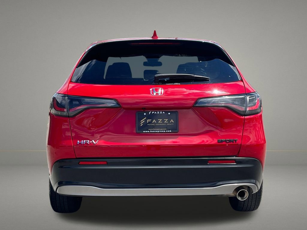 Used 2025 Honda HR-V Sport image 4