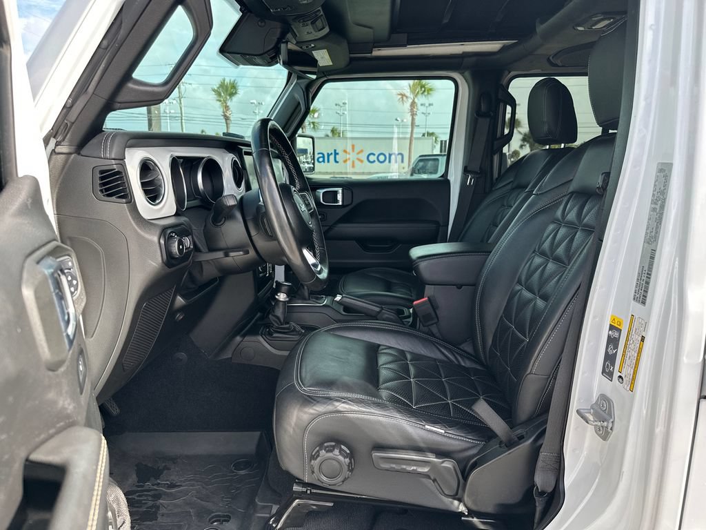 Used 2021 Jeep Wrangler Unlimited Sahara AWD/4WD image 11
