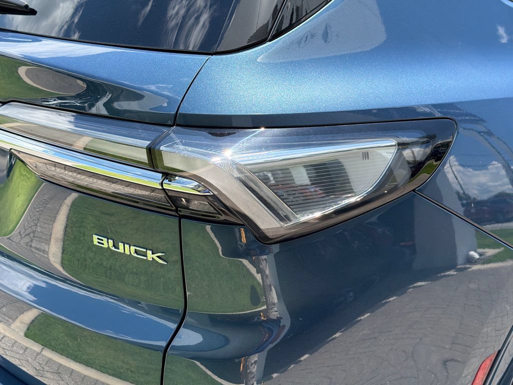 New 2026 Buick Enclave Avenir w/ Super Cruise Package AWD/4WD image 9