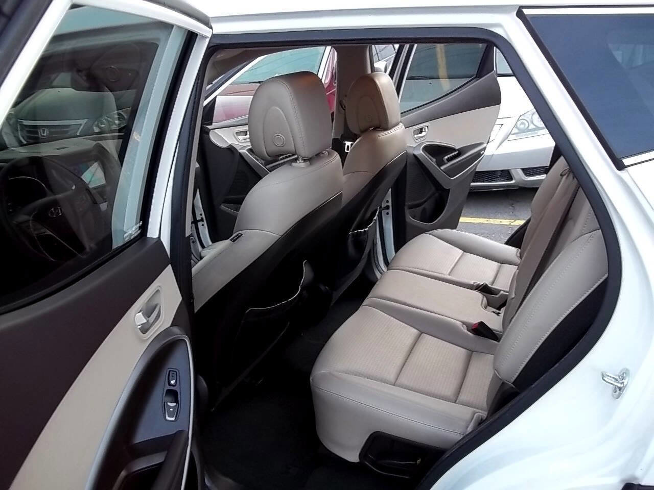 Used 2013 Hyundai Santa Fe Sport 2.0T FWD image 9