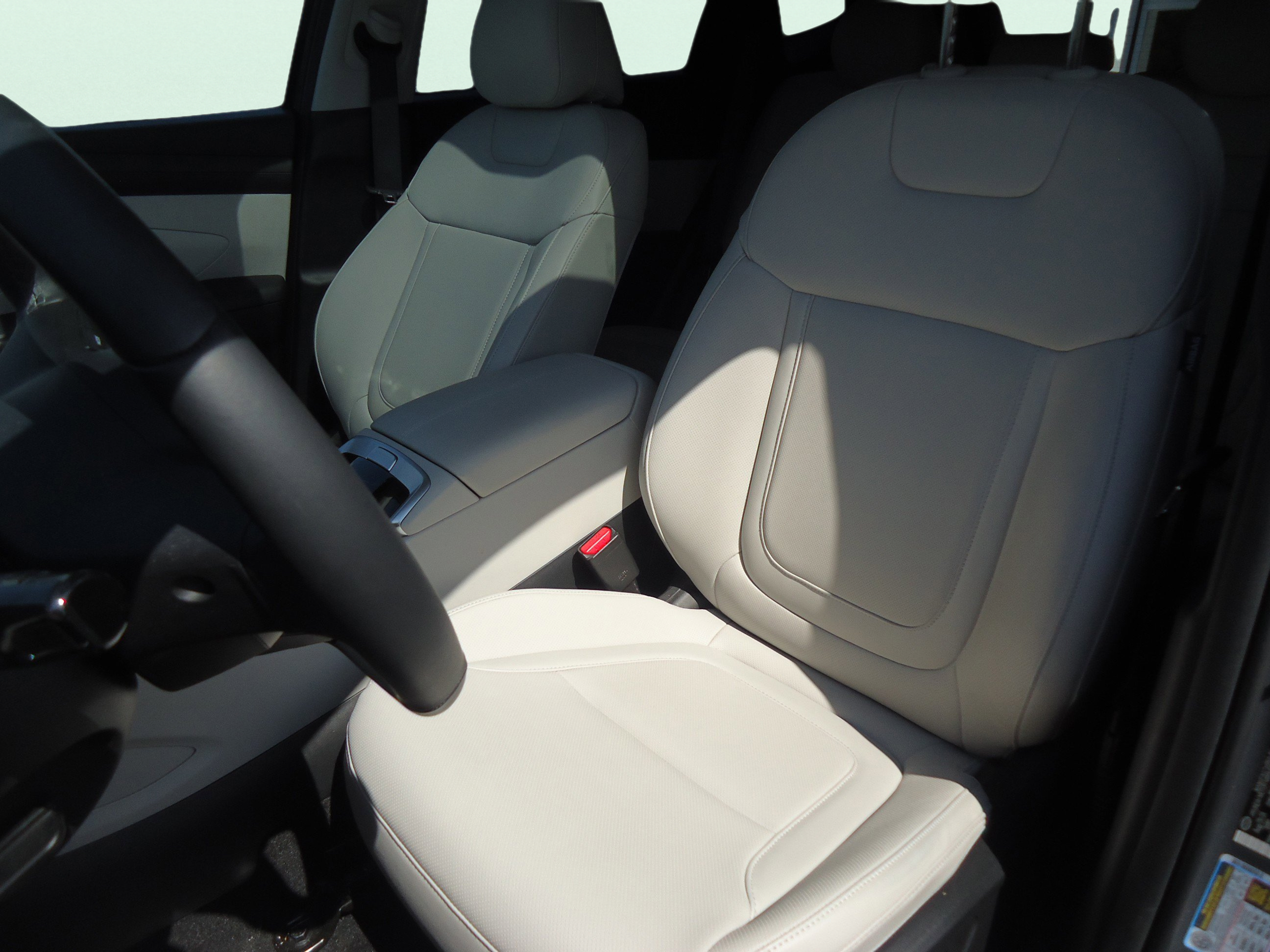 Used 2025 Hyundai Tucson SEL AWD/4WD image 24