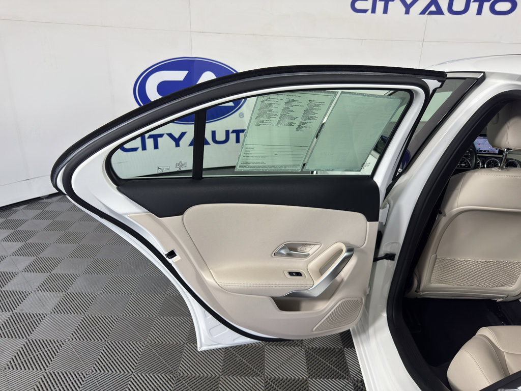 Used 2022 Mercedes-Benz A 220 image 32