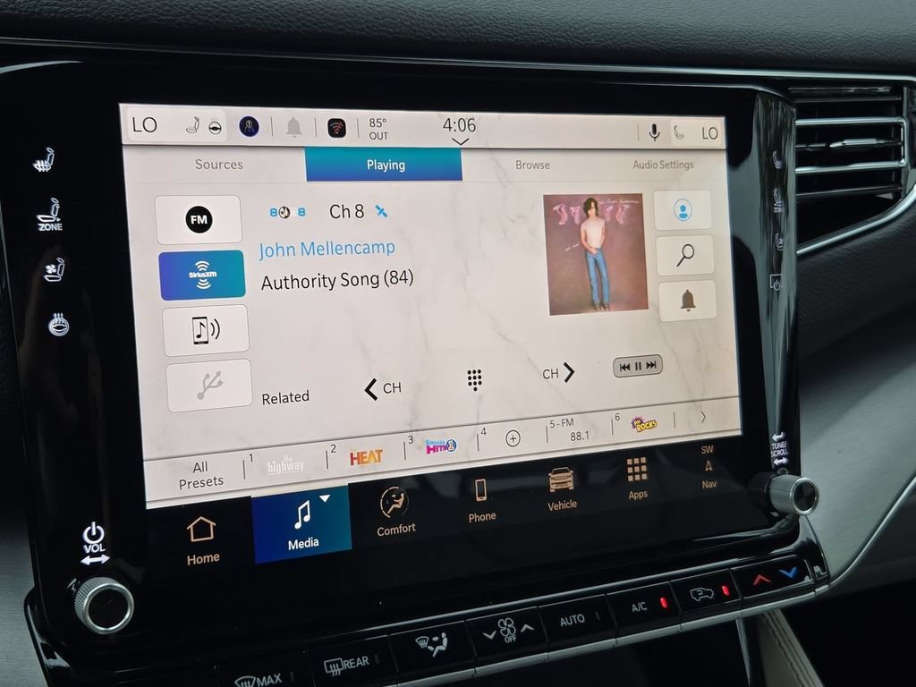 New 2025 Jeep Wagoneer L Series II AWD/4WD image 24