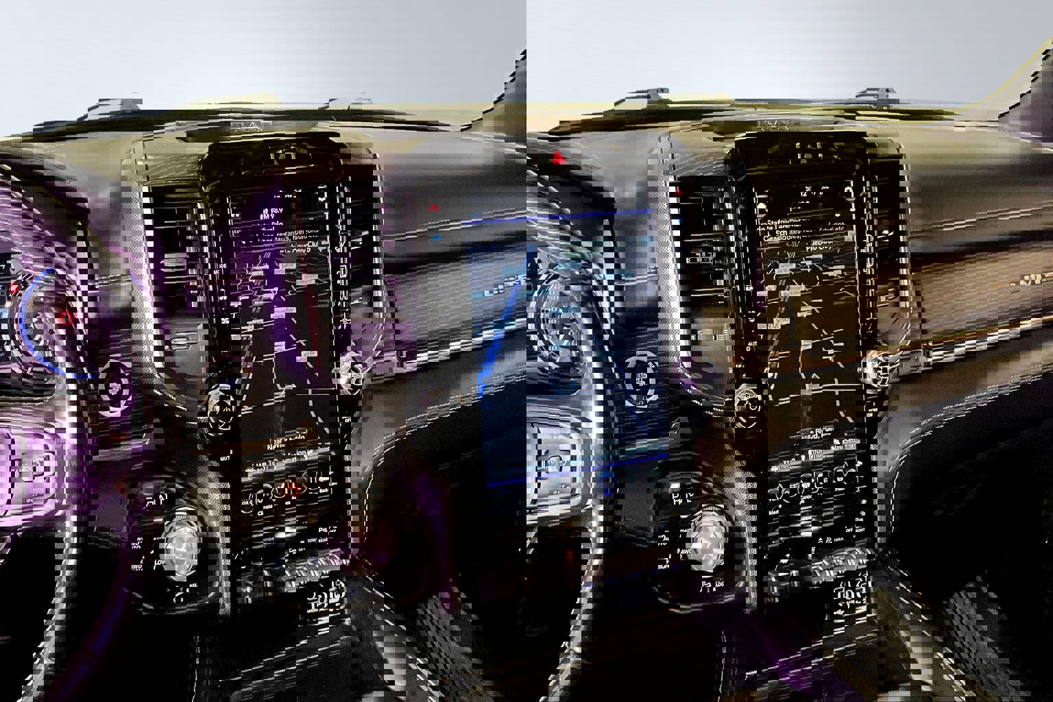 Used 2020 RAM 1500 Limited w/ Off-Road Group image 10