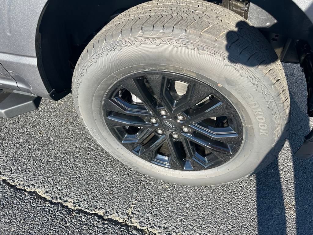 New 2025 Ford F150 Lariat w/ Equipment Group 501A Mid image 29