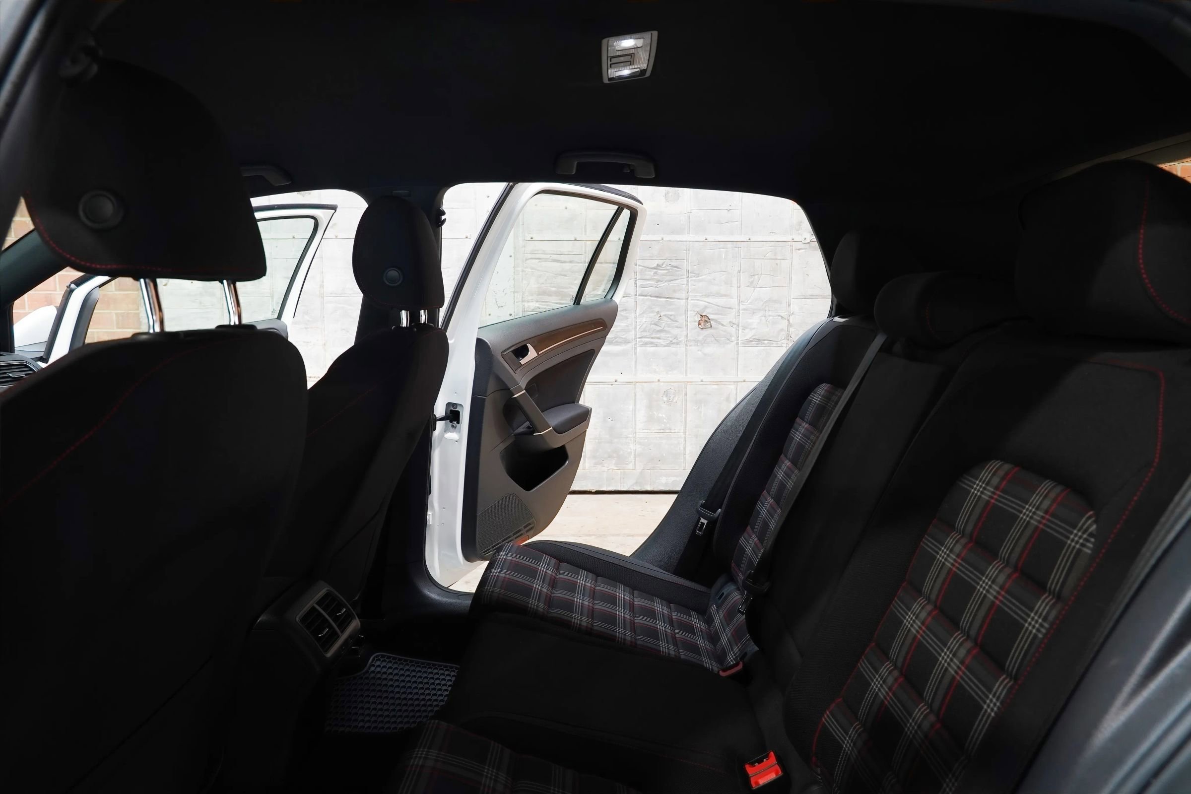 Used 2015 Volkswagen GTI S FWD image 44
