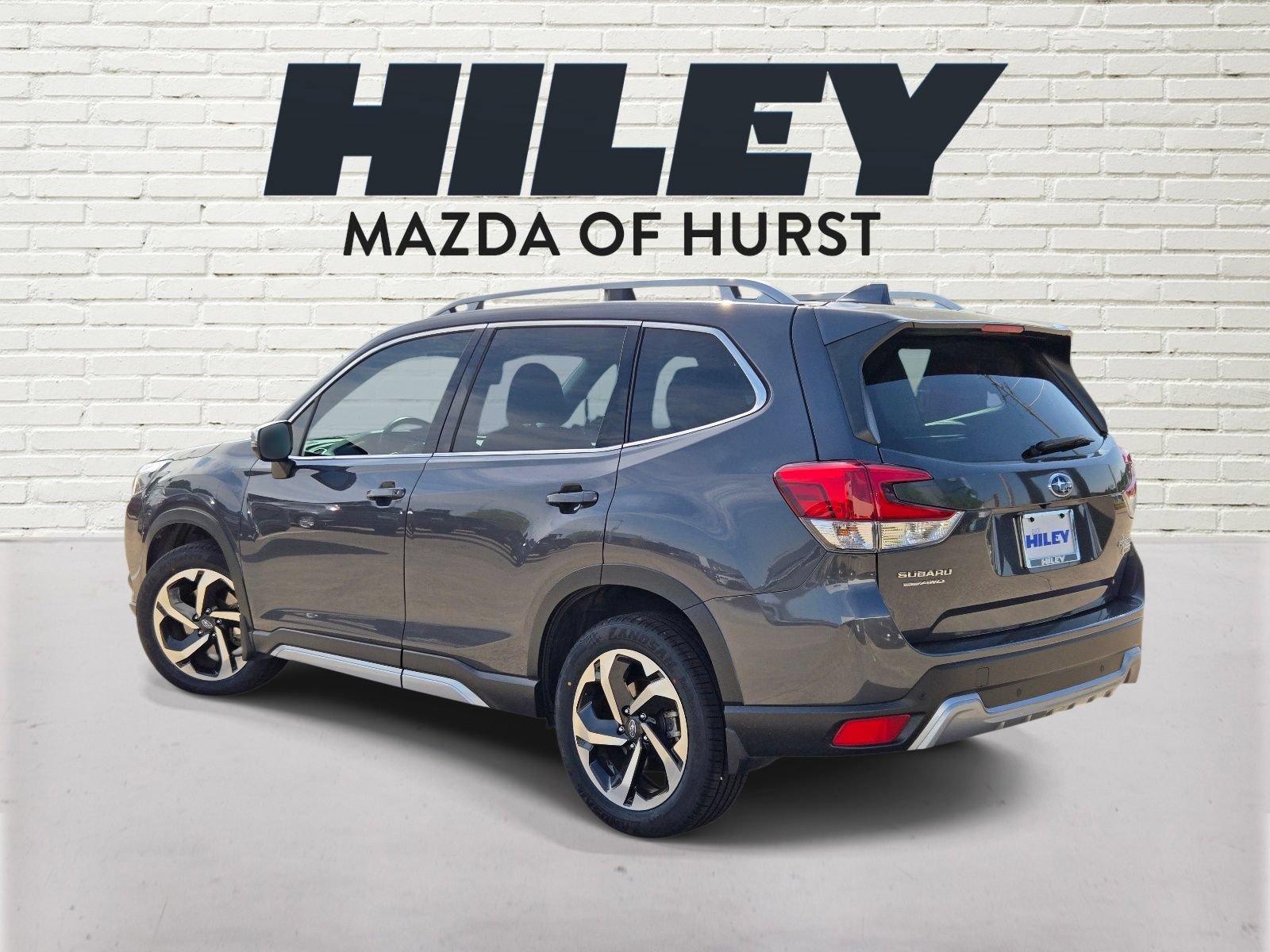Used 2023 Subaru Forester Touring AWD/4WD image 4