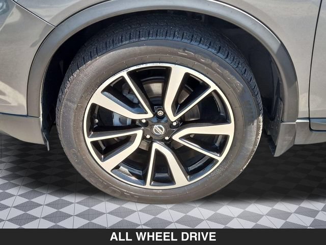 Used 2019 Nissan Rogue SL w/ Premium Package AWD/4WD image 10