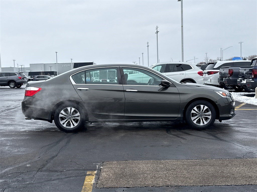 Used 2015 Honda Accord LX image 10