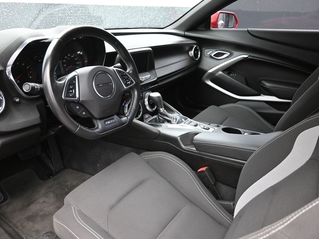 Used 2017 Chevrolet Camaro LT image 15
