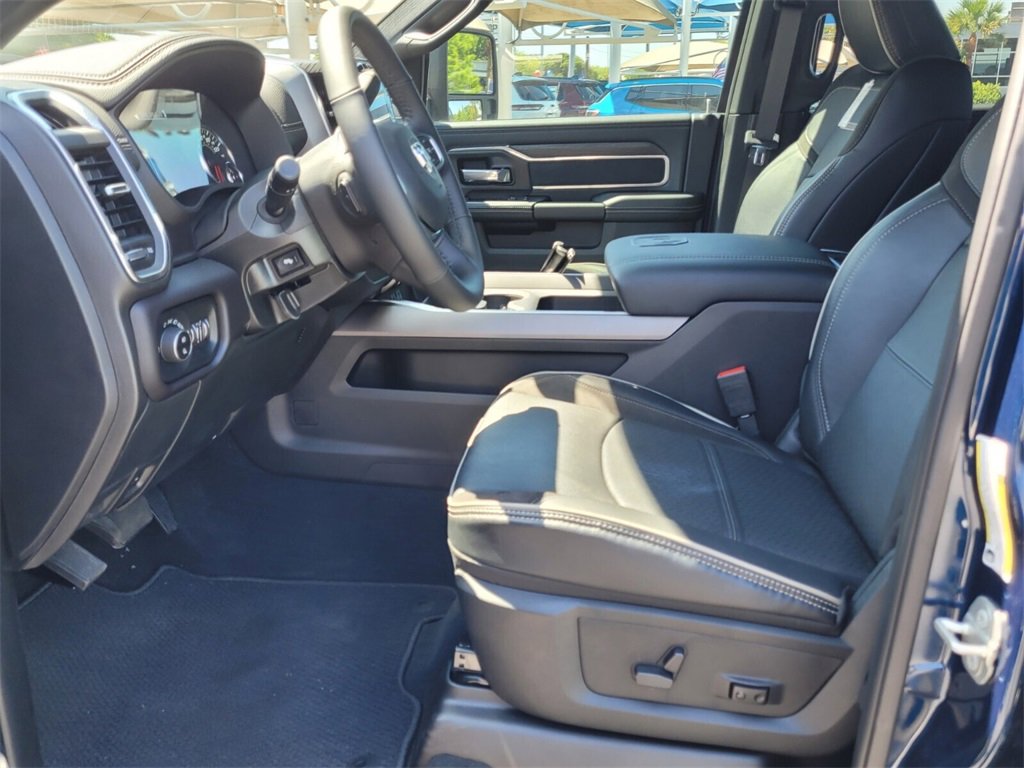 Used 2024 RAM 2500 Laramie w/ Sport Appearance Package image 11