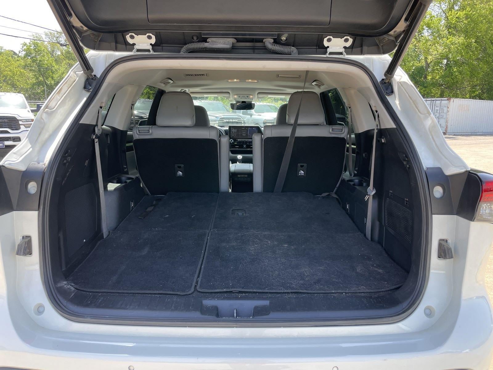 Used 2020 Toyota Highlander Limited FWD image 46
