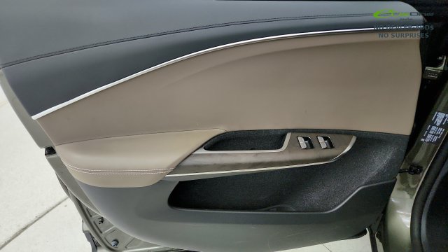 Used 2026 Lucid Gravity Grand Touring AWD/4WD image 49
