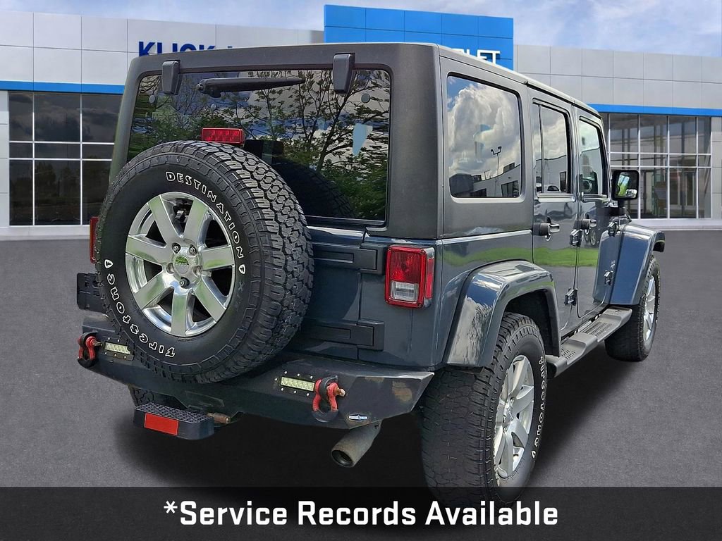 Used 2016 Jeep Wrangler Unlimited Sahara w/ Connectivity Group AWD/4WD image 8