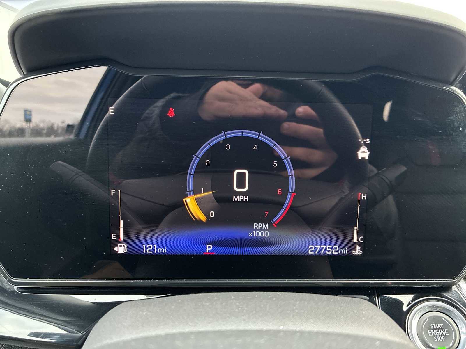 Certified 2024 Chevrolet Trax RS w/ Driver Confidence Package image 11