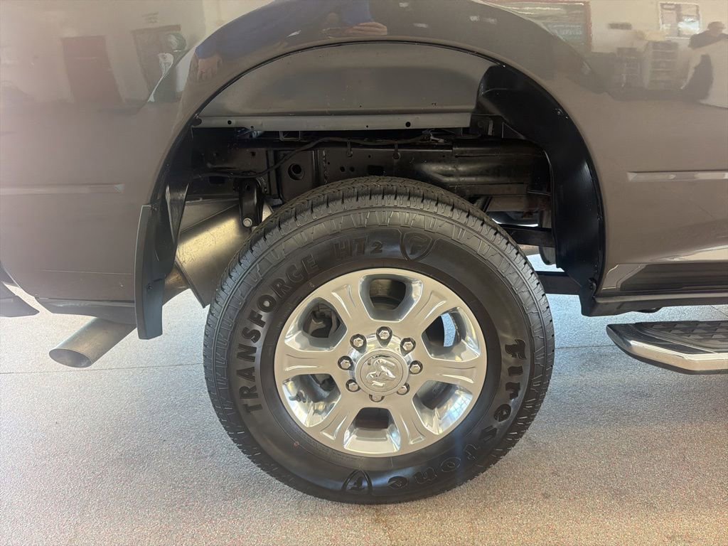 Used 2025 RAM 2500 Big Horn AWD/4WD image 25