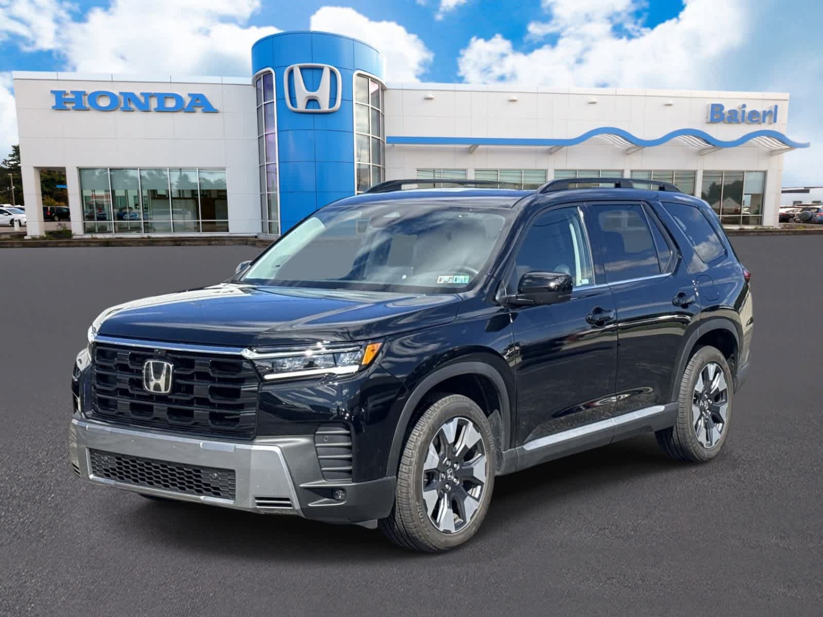 Used 2026 Honda Pilot Touring image 1