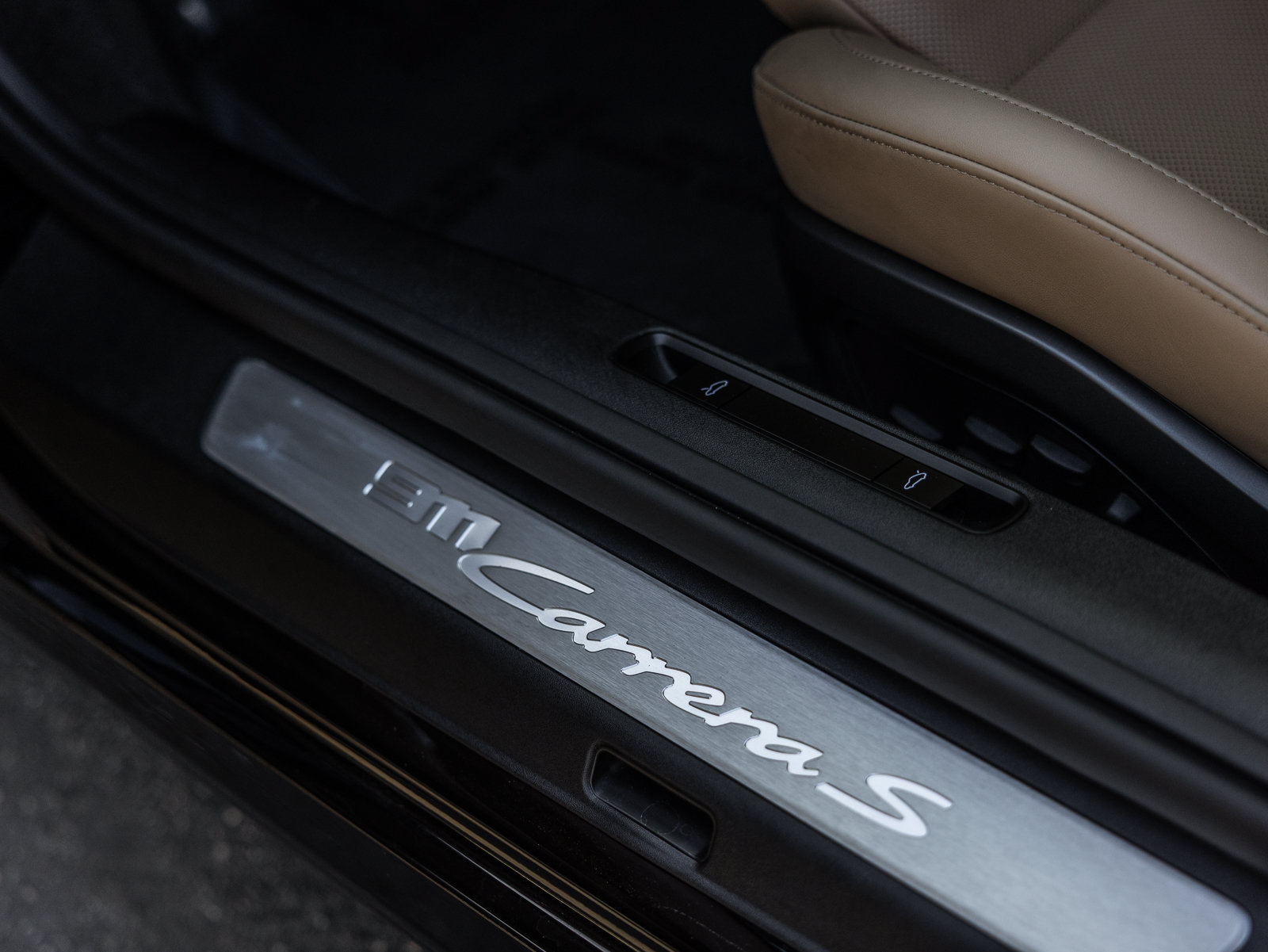 Certified 2024 Porsche 911 Carrera S RWD image 20