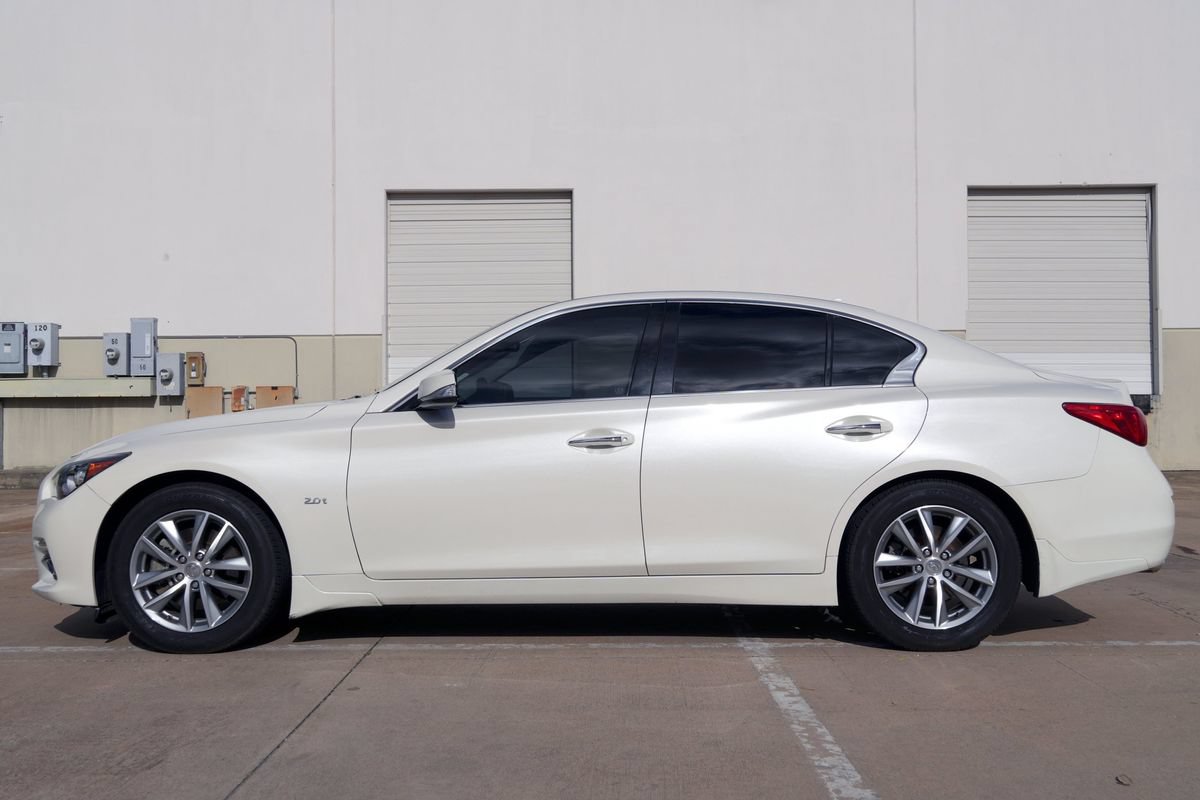 Used 2016 INFINITI Q50 Premium w/ 2.0T Premium Plus Package RWD image 15