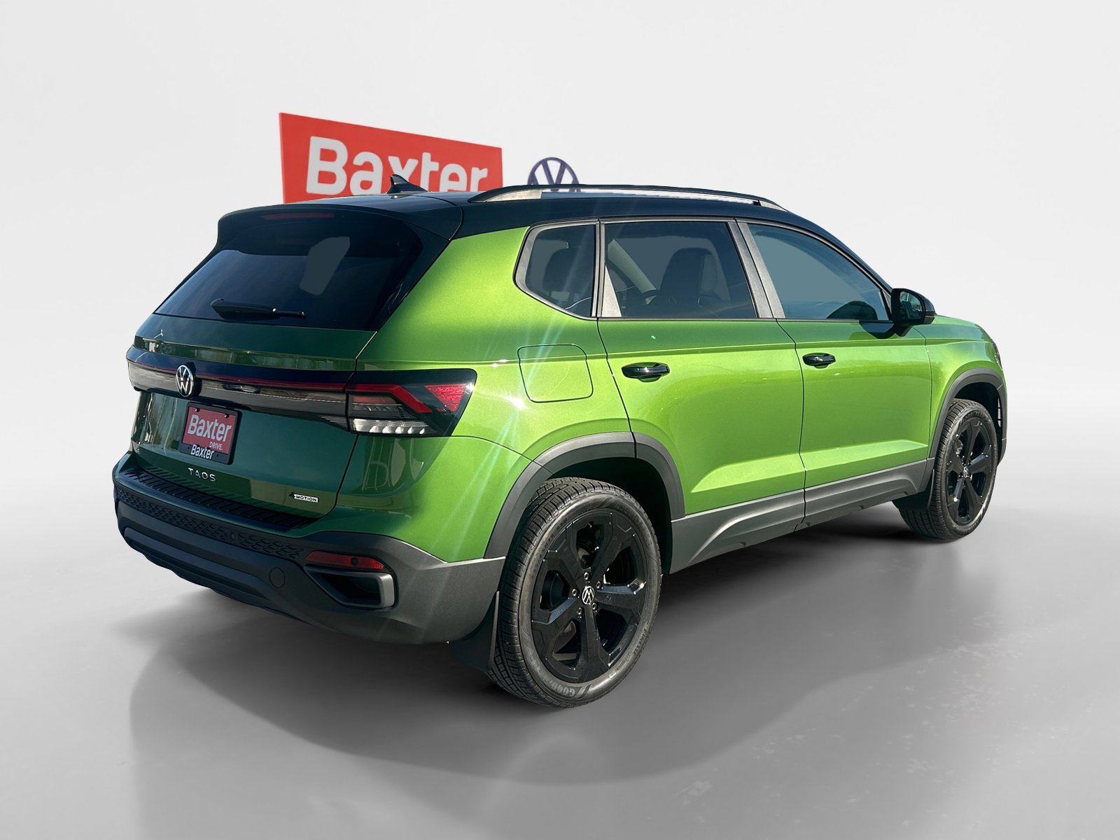 New 2025 Volkswagen Taos SE image 9
