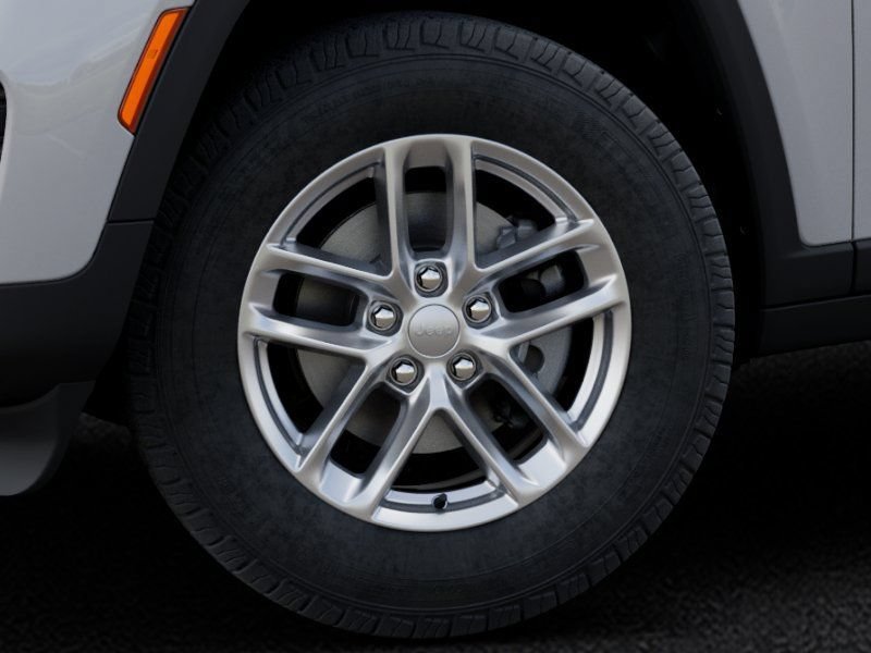 New 2026 Jeep Grand Cherokee Laredo X AWD/4WD image 8