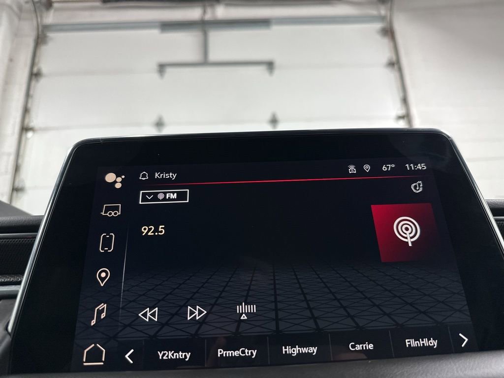 Used 2024 GMC Yukon AT4 w/ Technology Package image 27