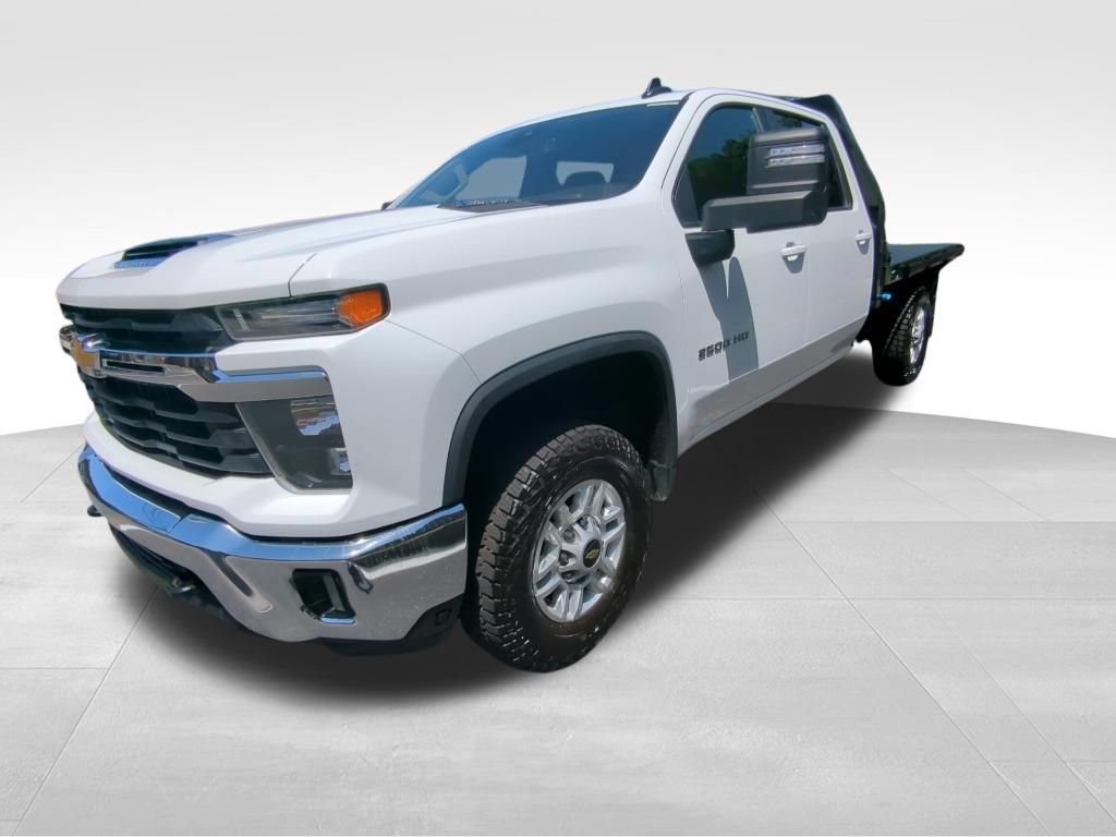 Used 2024 Chevrolet Silverado 2500 LT w/ Convenience Package AWD/4WD image 1