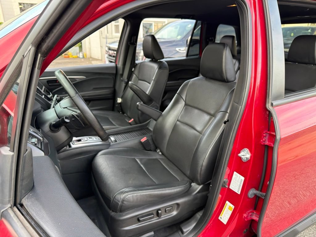 Used 2023 Honda Passport EX-L image 17