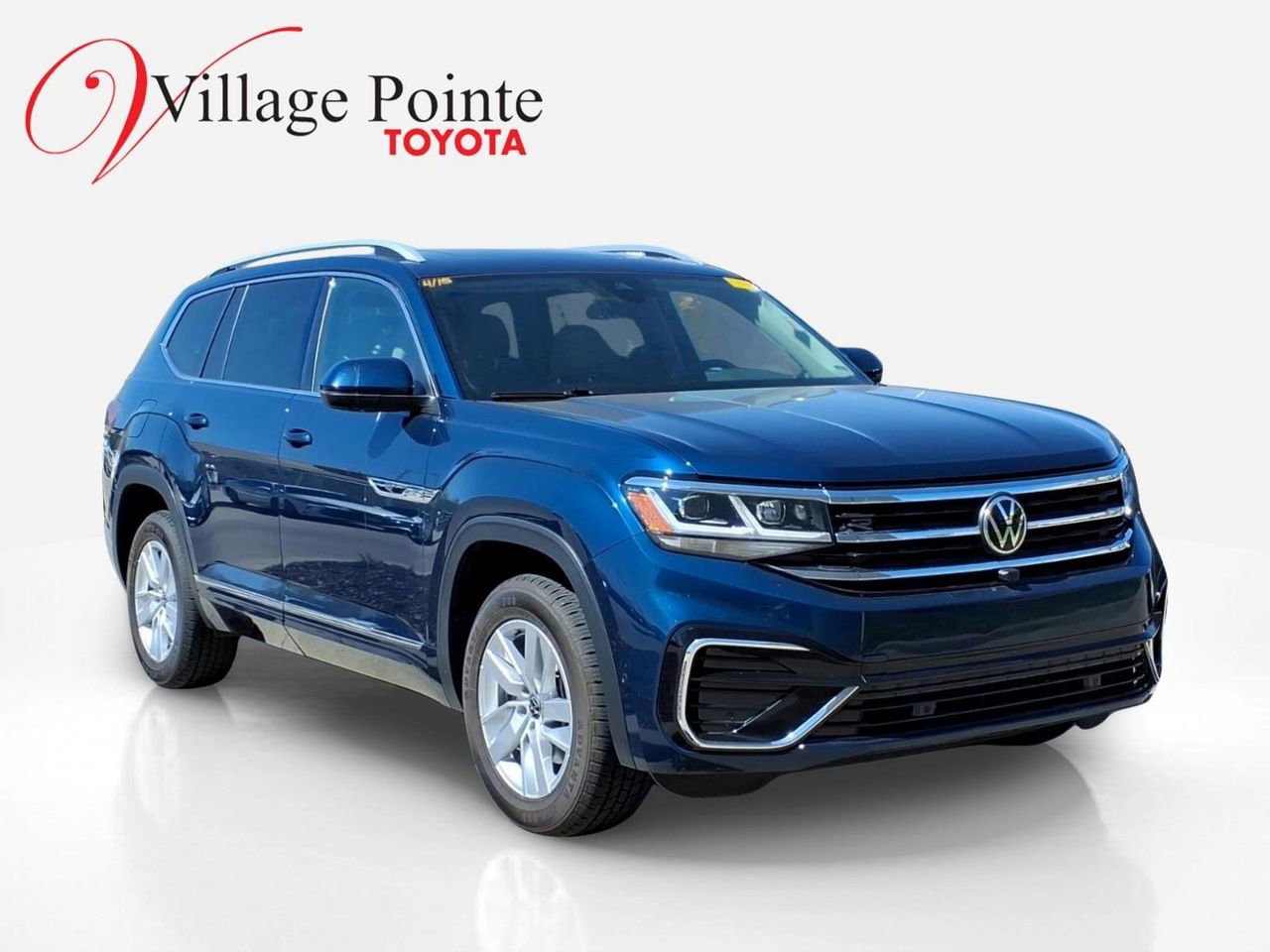 Used 2022 Volkswagen Atlas SEL Premium AWD/4WD image 2