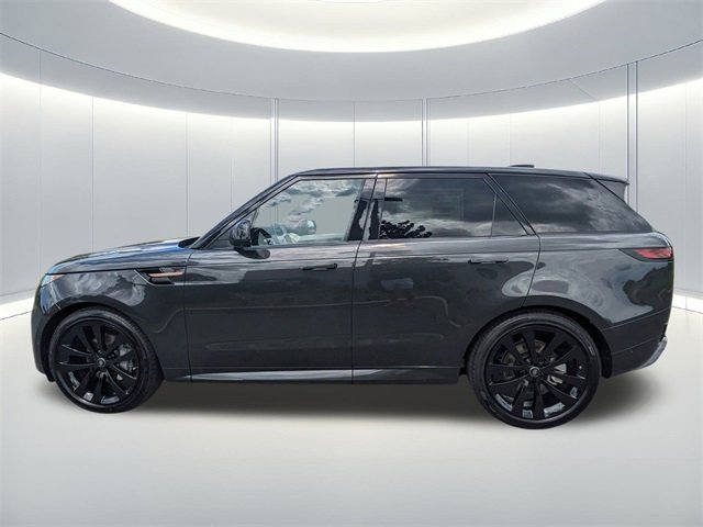 New 2025 Land Rover Range Rover Sport Dynamic SE image 6