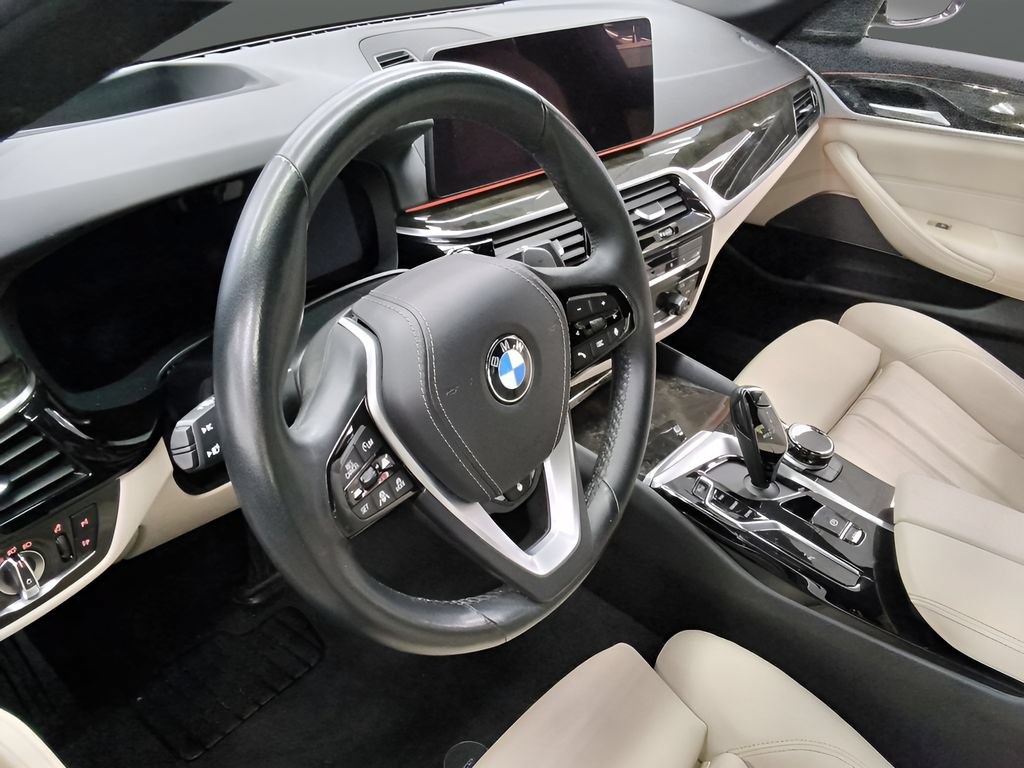 Used 2023 BMW 540i xDrive w/ Executive Package AWD/4WD image 13