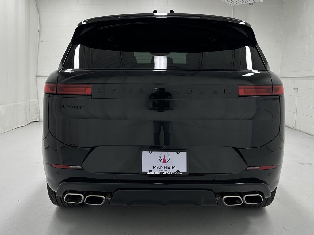 Used 2025 Land Rover Range Rover Sport Dynamic SE image 7